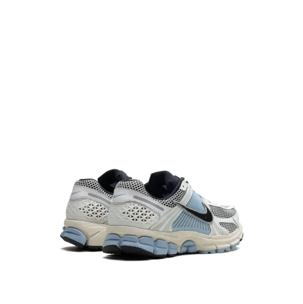 Zoom Vomero 5 Sneakers